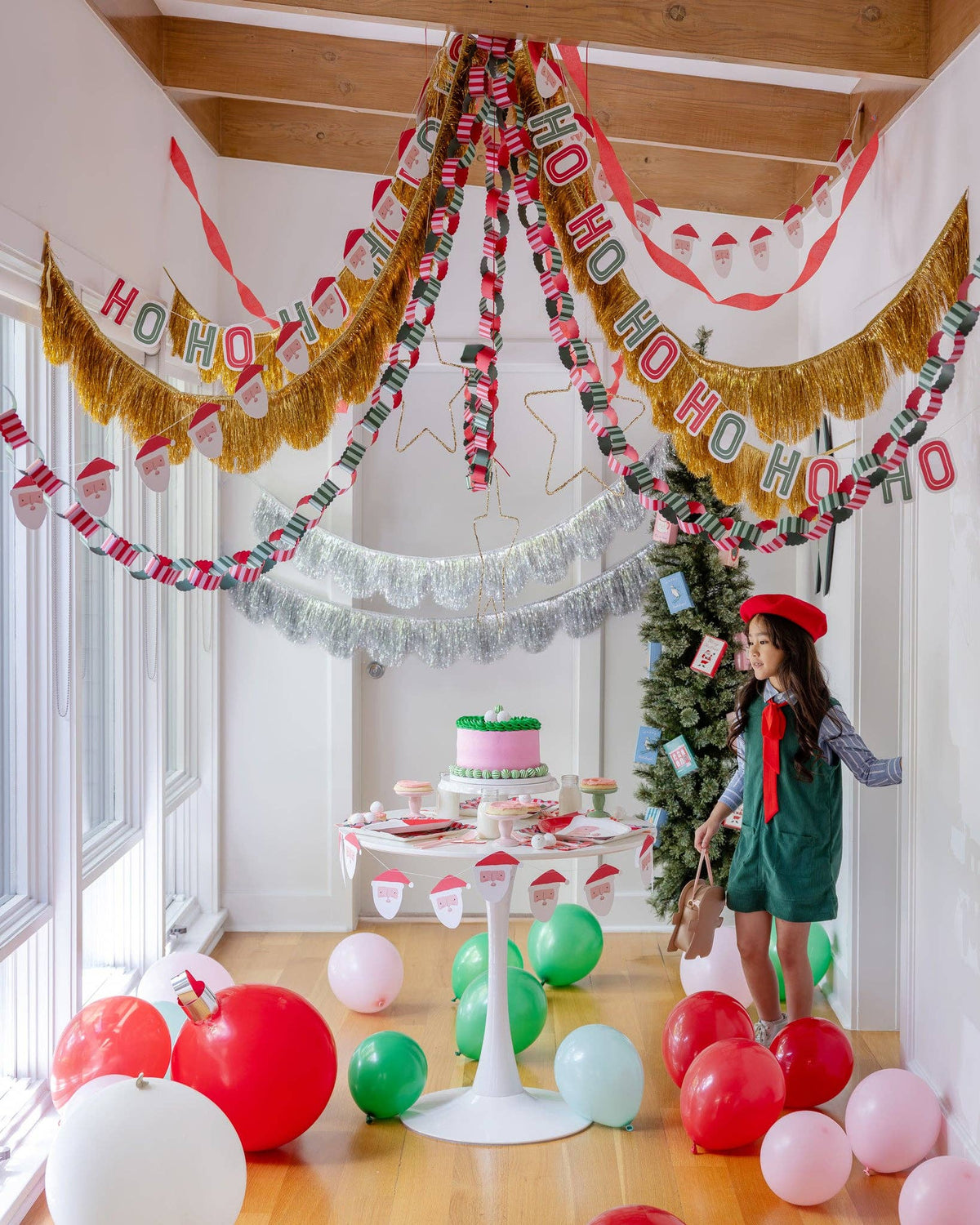 HOH1315 - Red, Pink and Green 20ft Christmas Paper Chains